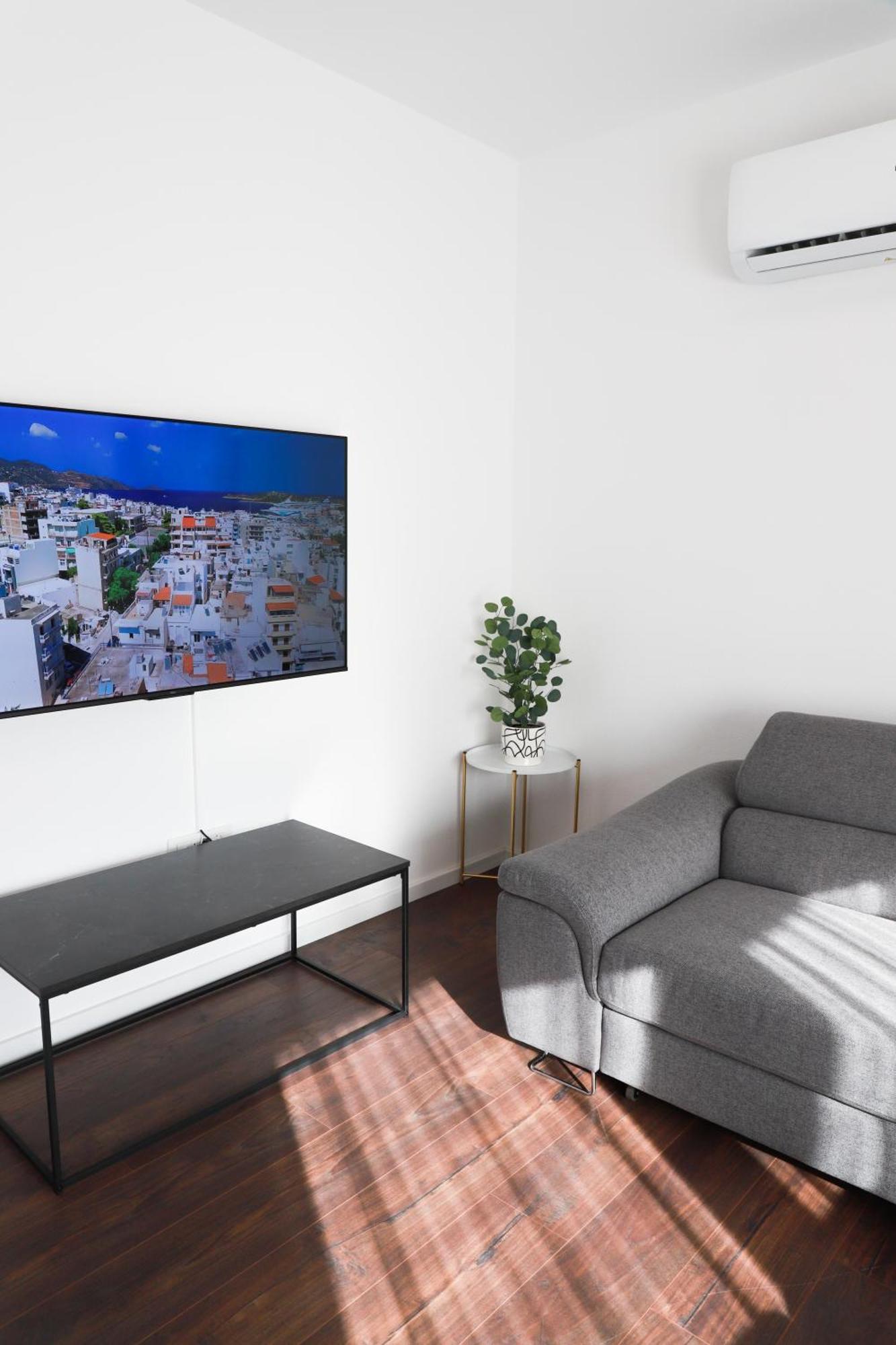 Holiday Apartments Ivano & Leo - Private Parking ザダル エクステリア 写真
